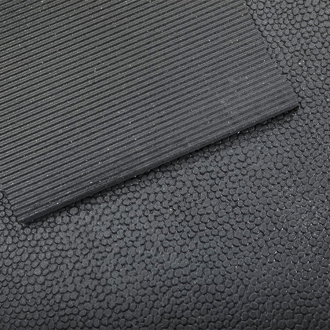 Tapis de caoutchouc 4x6 pieds ( 3/4" d'épaisseur )